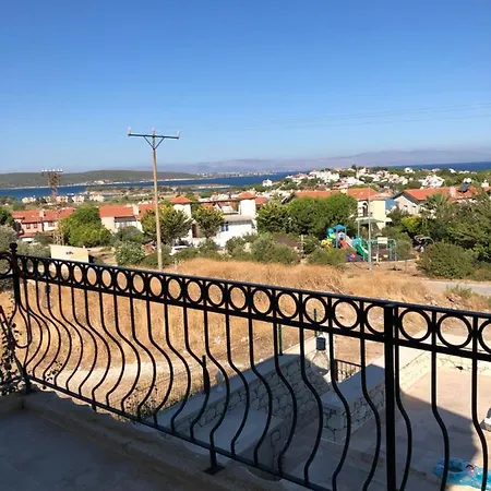 Villa Alacati Yalida Oezel Havuzlu Villa Çeşme